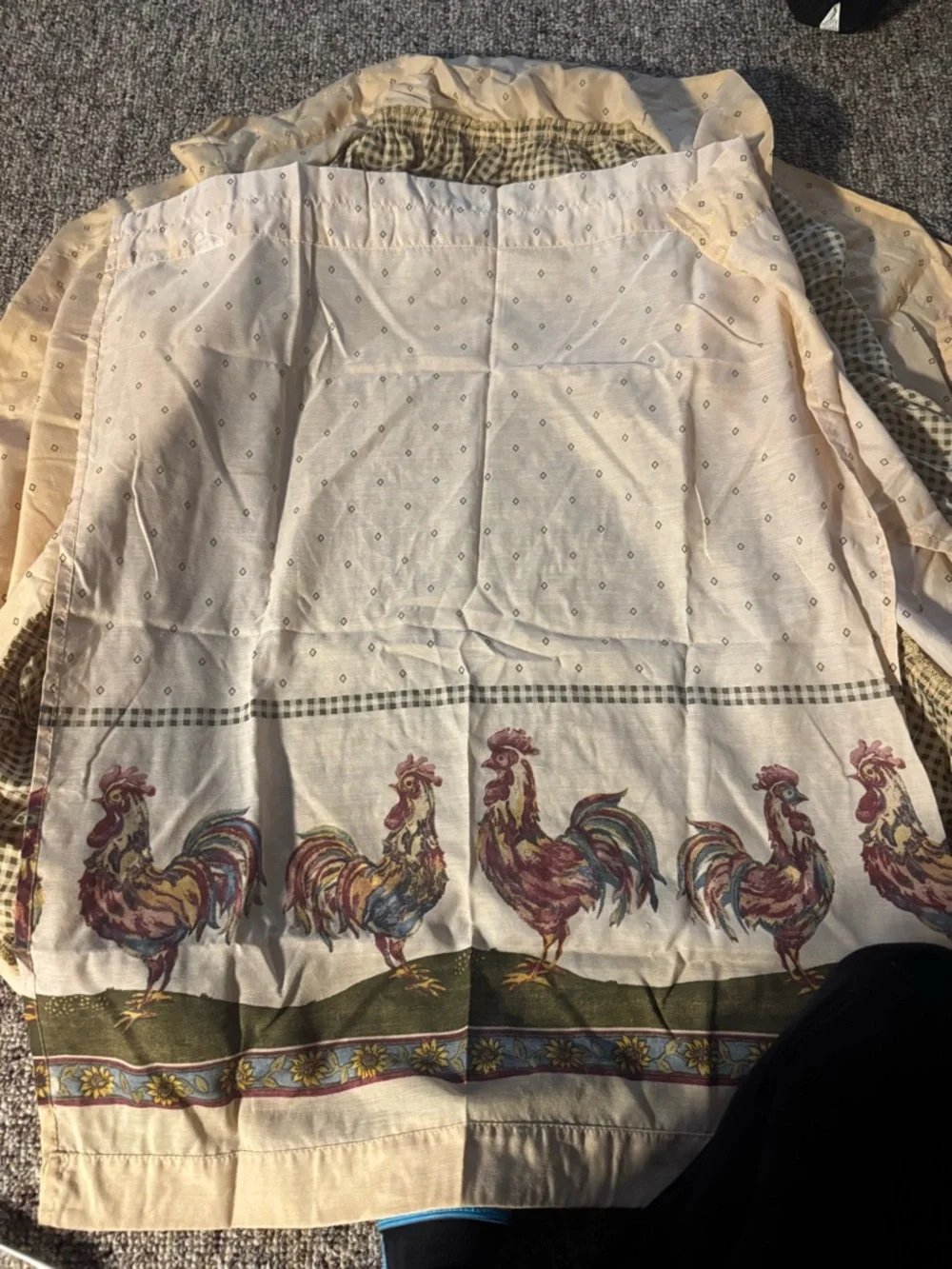 Curtains - Picture 1 of 3